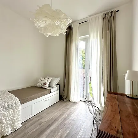 Apartament Faro Voltiano - 5 Stelle Elegante Wifi *