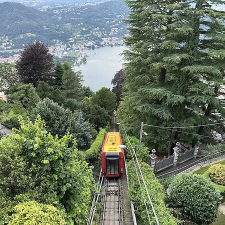 Faro Voltiano - 5 Stelle Elegante Wifi Apartment Brunate