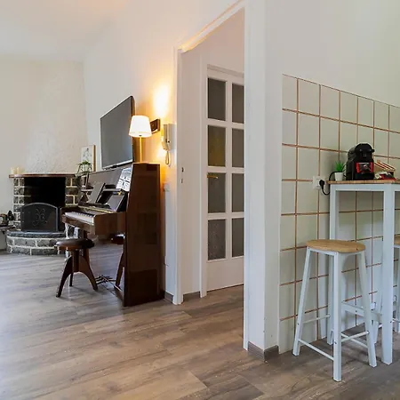 Apartament Faro Voltiano - 5 Stelle Elegante Wifi