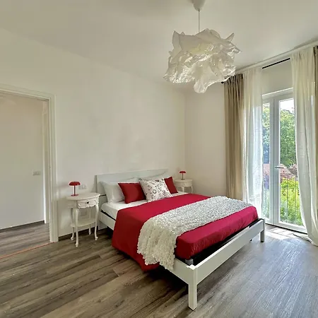 Faro Voltiano - 5 Stelle Elegante Wifi Apartment *